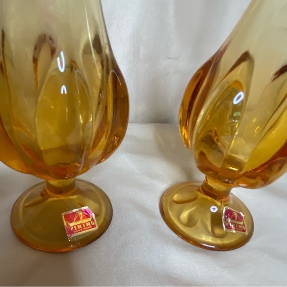 Vintage Viking Glass Vases - Picture 3 of 11